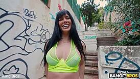 Yenifer loves public anal outdoors