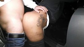 na rua fazendo anal e ele gozou no cu