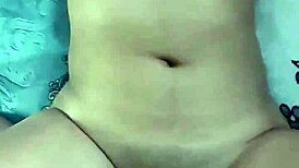 me abren las piernas para follarme mucho mejor que mi esposo