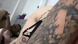 mi novio es feliz metiendome los dedos en i rica vagina 😏