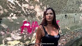 plan suce sauvage dans les decombres avec 10 inconnus