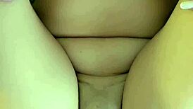 Esse safado pediu para filmar enquanto fode meu cu