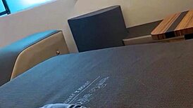 quiero tu polla dentro de mi antes que nos descubran