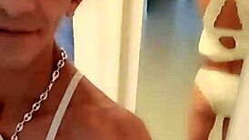 samia42 - un petiit strip tease danse sexy pour vous